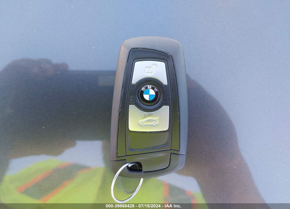 2012 BMW 328I VIN: WBA3A5G50CNP16667