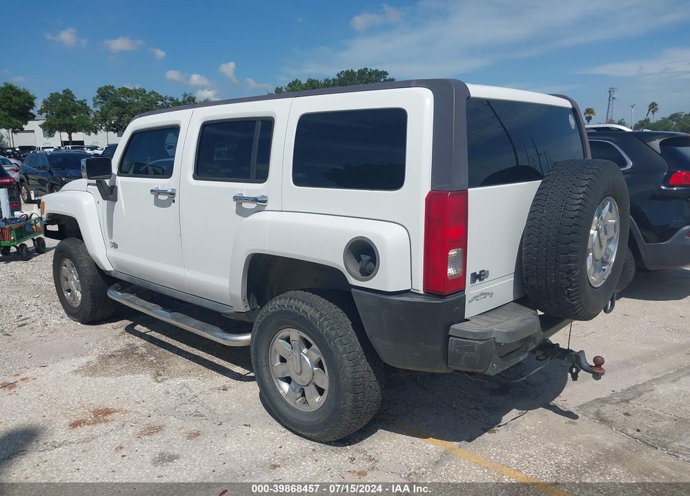 2008 HUMMER H3 SUV VIN: 5GTEN13E388113693