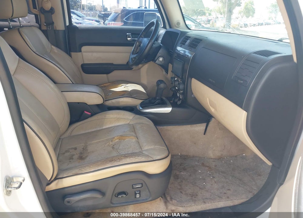 2008 HUMMER H3 SUV VIN: 5GTEN13E388113693