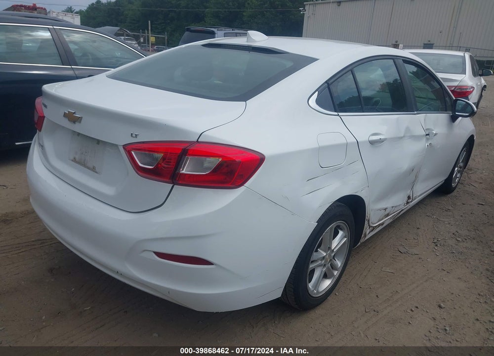 2018 CHEVROLET CRUZE LT AUTO VIN: 1G1BE5SM6J7112147