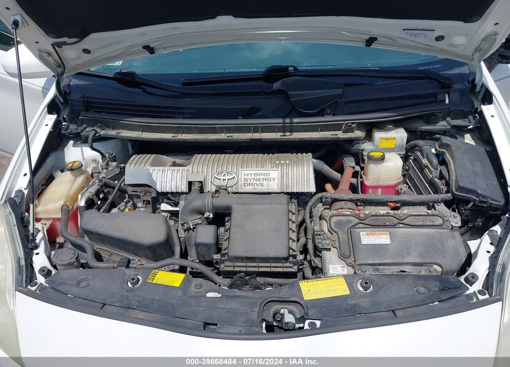 2013 TOYOTA PRIUS TWO VIN: JTDKN3DU7D5562219