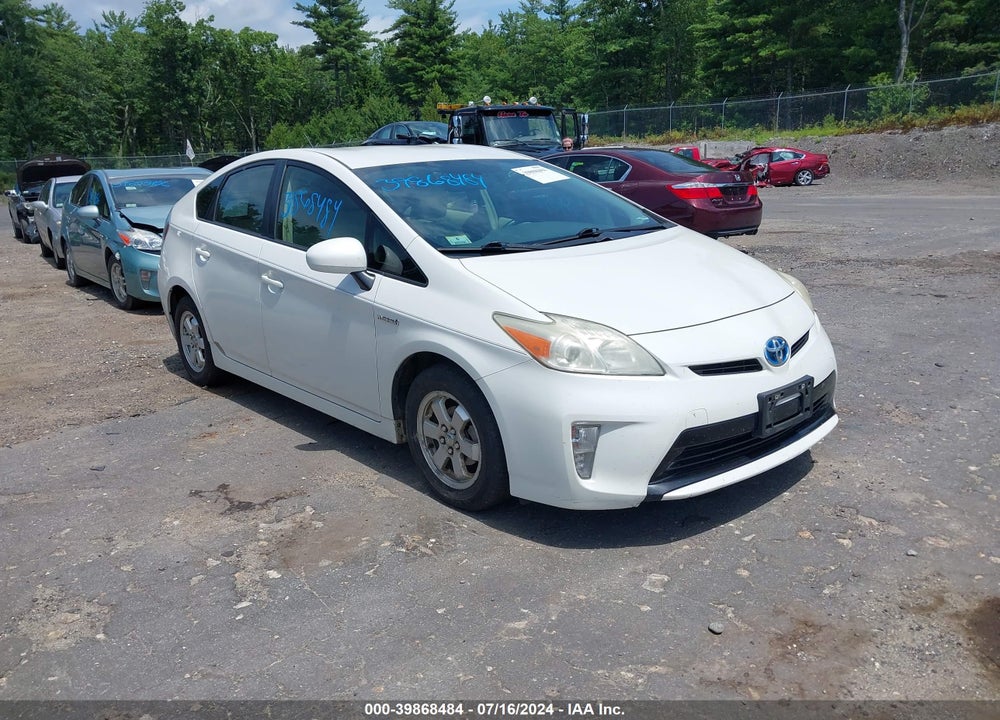 2013 TOYOTA PRIUS TWO VIN: JTDKN3DU7D5562219