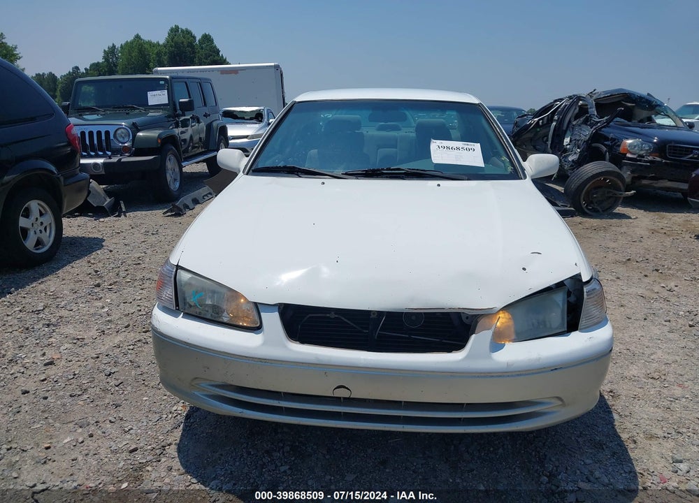 2000 TOYOTA CAMRY LE VIN: 4T1BG22K7YU986450