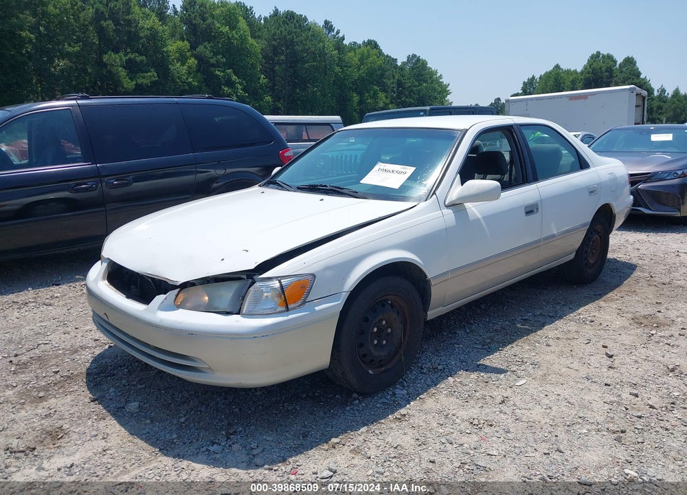 2000 TOYOTA CAMRY LE VIN: 4T1BG22K7YU986450