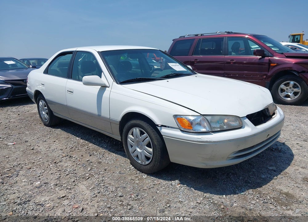 2000 TOYOTA CAMRY LE VIN: 4T1BG22K7YU986450