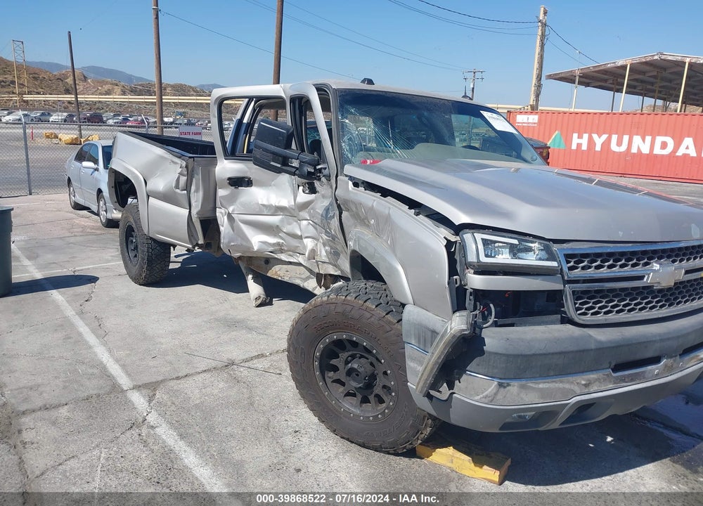 2005 CHEVROLET SILVERADO 2500HD LT VIN: 1GCHK23U45F941768