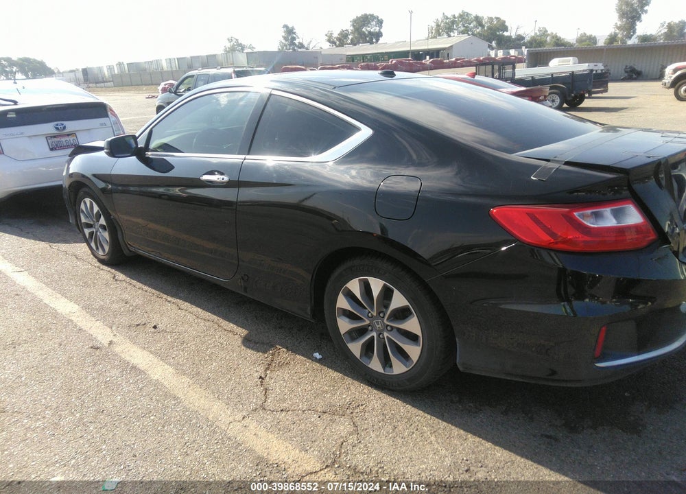 2015 HONDA ACCORD EX VIN: 1HGCT1B70FA800807