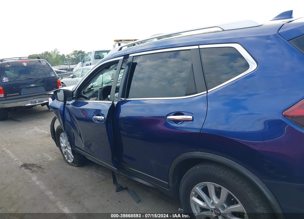 2019 NISSAN ROGUE SV VIN: JN8AT2MT9KW503963