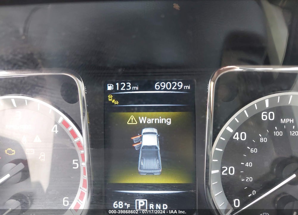 2017 NISSAN TITAN XD SL DIESEL VIN: 1N6BA1F48HN543887