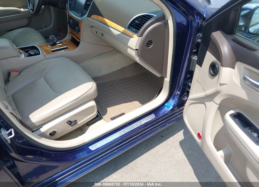 2013 CHRYSLER 300C VIN: 2C3CCAEG5DH712333