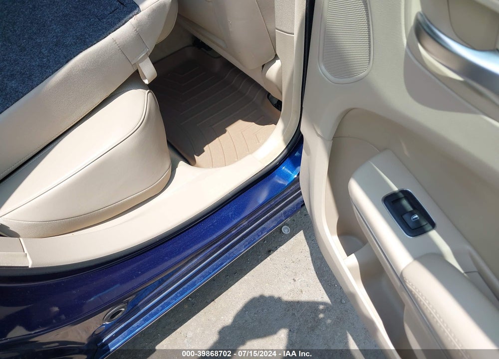2013 CHRYSLER 300C VIN: 2C3CCAEG5DH712333