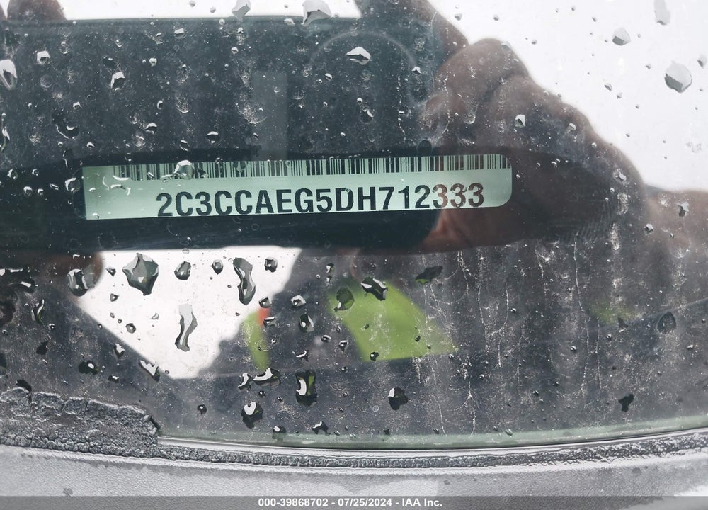 2013 CHRYSLER 300C VIN: 2C3CCAEG5DH712333