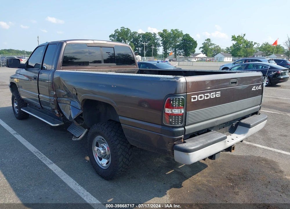 1998 DODGE RAM 2500 ST VIN: 1B7KF2363WJ190138