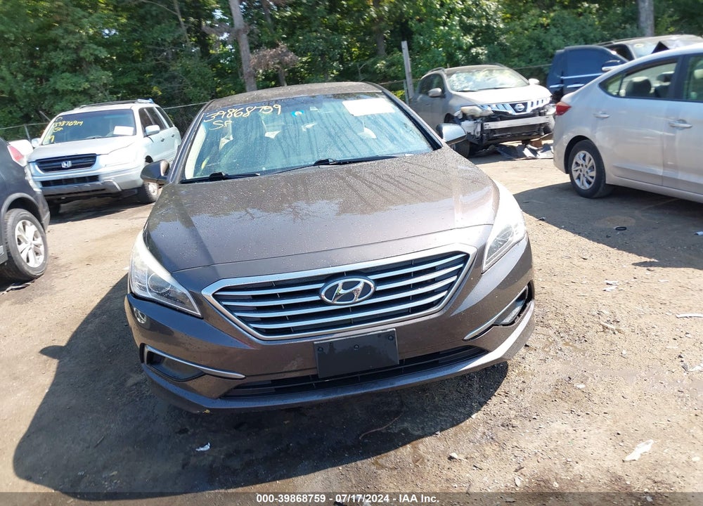 2016 HYUNDAI SONATA SE VIN: 5NPE24AF0GH286648