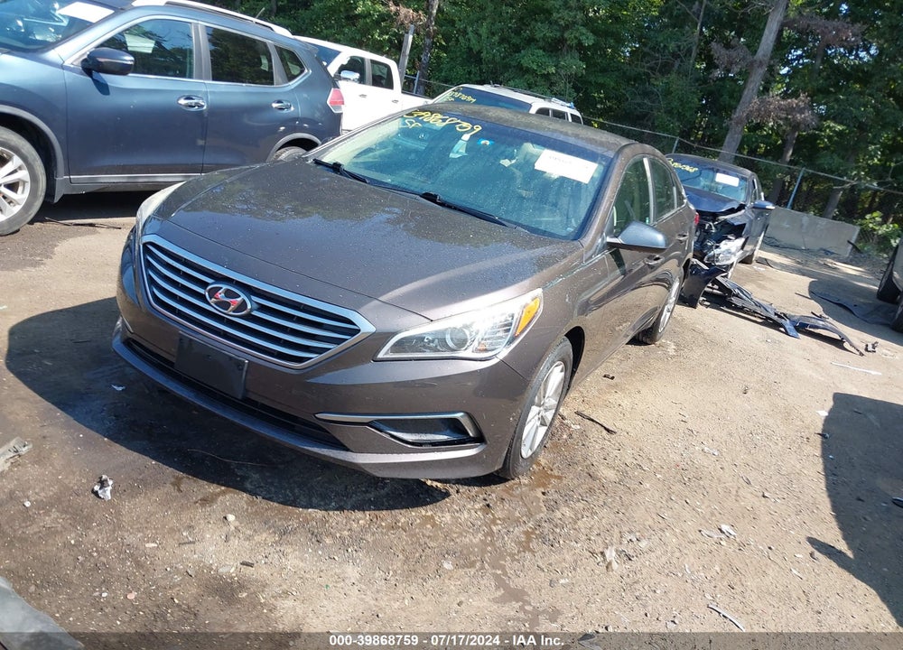 2016 HYUNDAI SONATA SE VIN: 5NPE24AF0GH286648