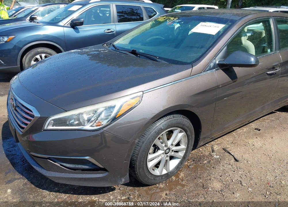 2016 HYUNDAI SONATA SE VIN: 5NPE24AF0GH286648