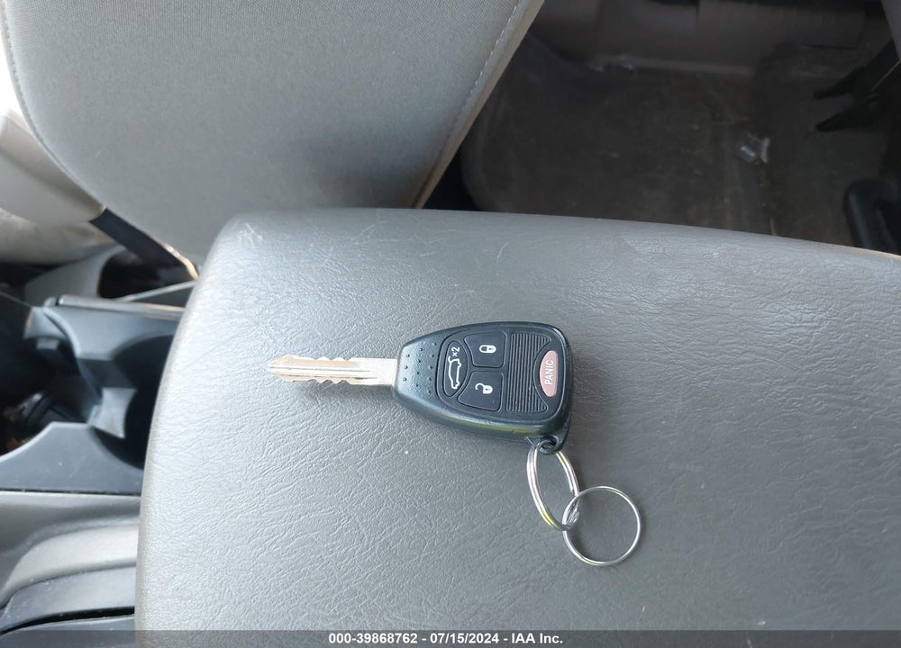 2005 JEEP LIBERTY SPORT VIN: 1J4GK48K65W510549
