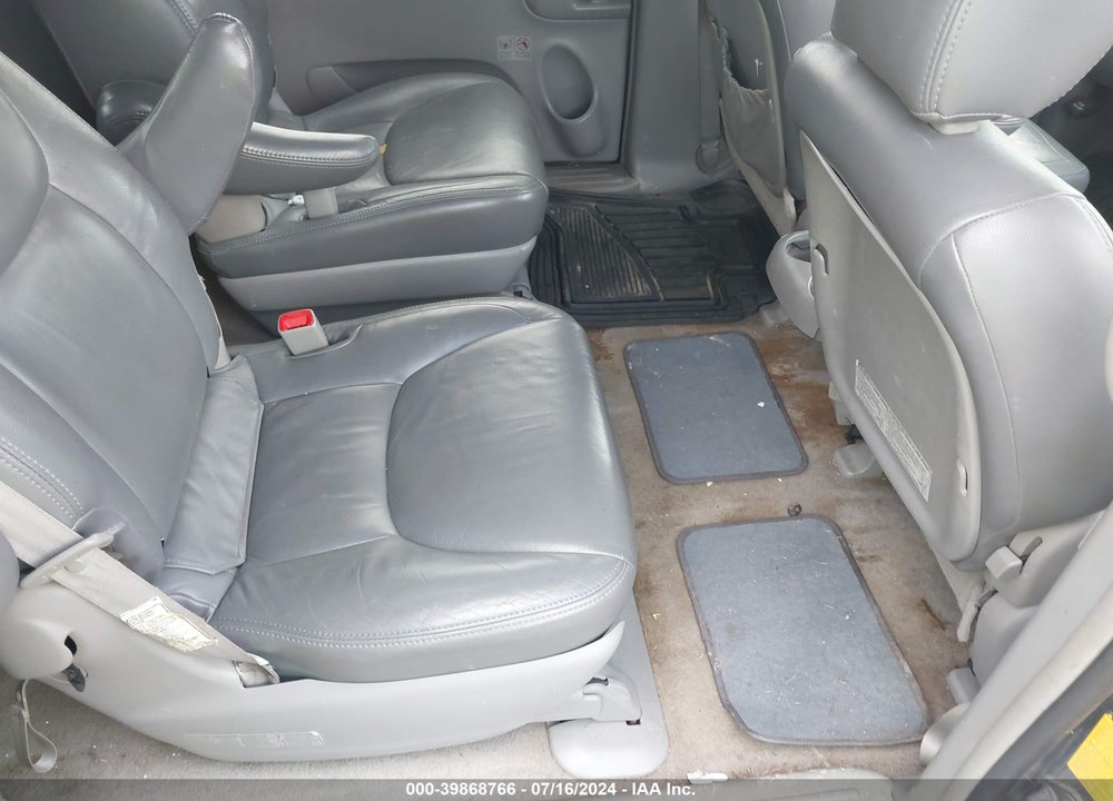 2010 TOYOTA SIENNA LE VIN: 5TDKK4CC1AS307126