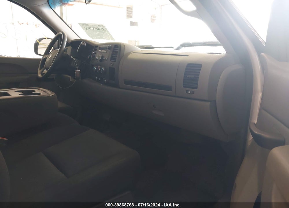2013 CHEVROLET SILVERADO 1500 WORK TRUCK VIN: 1GCNCPEXXDZ305700