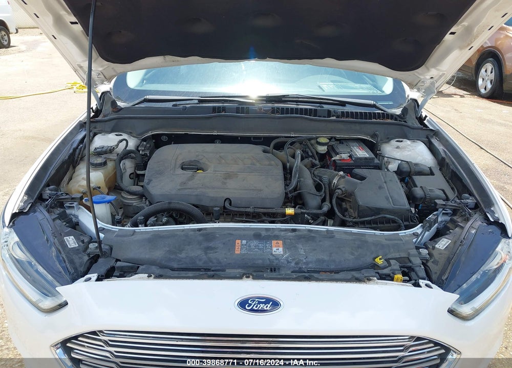 2015 FORD FUSION SE VIN: 3FA6P0HD6FR300413