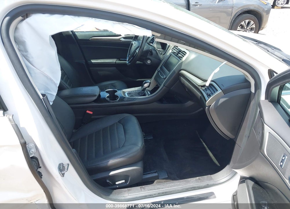 2015 FORD FUSION SE VIN: 3FA6P0HD6FR300413