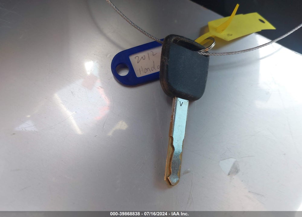 2012 HONDA CIVIC LX VIN: 19XFB2F53CE038059