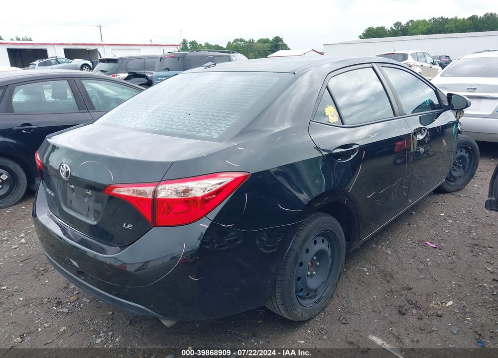 2018 TOYOTA COROLLA LE VIN: 5YFBURHE9JP767239