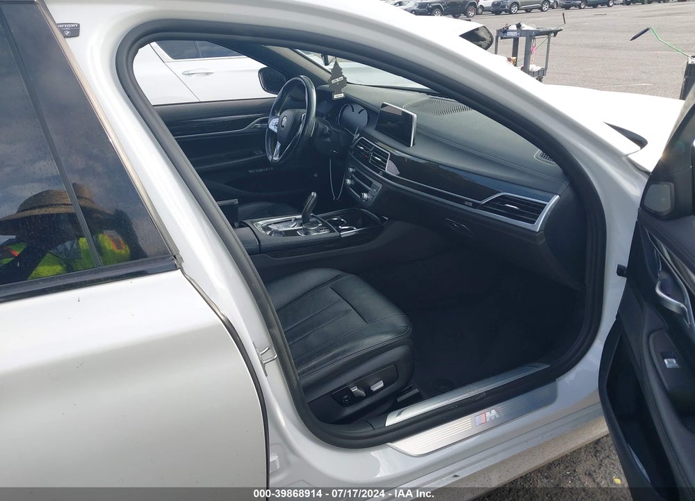 2018 BMW 740I VIN: WBA7E2C56JB214884