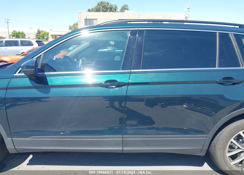 2019 VOLKSWAGEN TIGUAN 2.0T SE/2.0T SEL/2.0T SEL R-LINE/2.0T SEL R-LINE BLACK VIN: 3VV3B7AX4KM130134