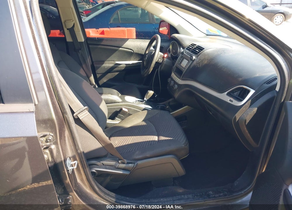 2018 DODGE JOURNEY SE VIN: 3C4PDCABXJT295827