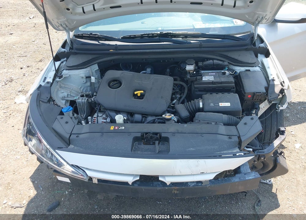 2019 HYUNDAI ELANTRA SE VIN: 5NPD74LF3KH496843