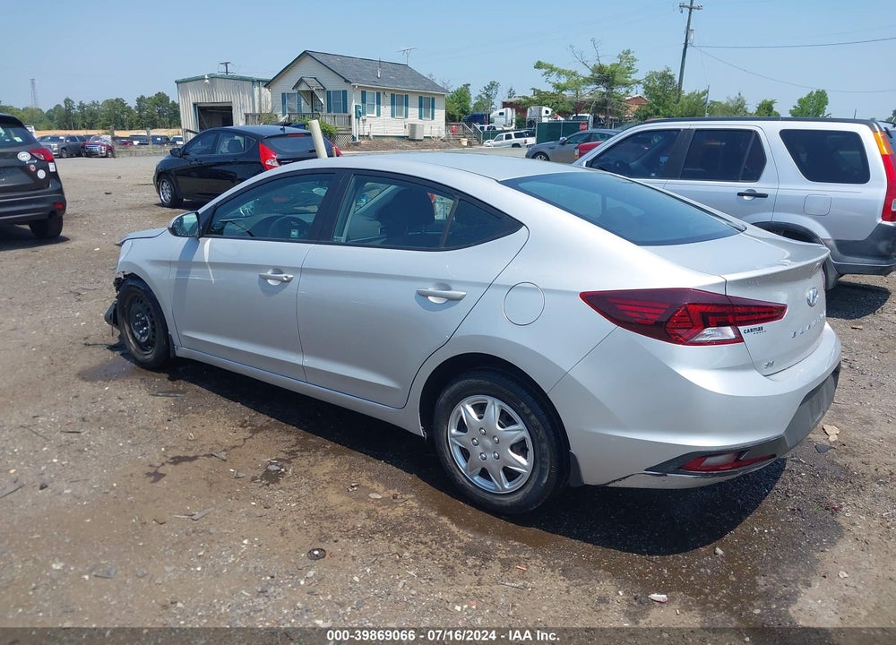 2019 HYUNDAI ELANTRA SE VIN: 5NPD74LF3KH496843