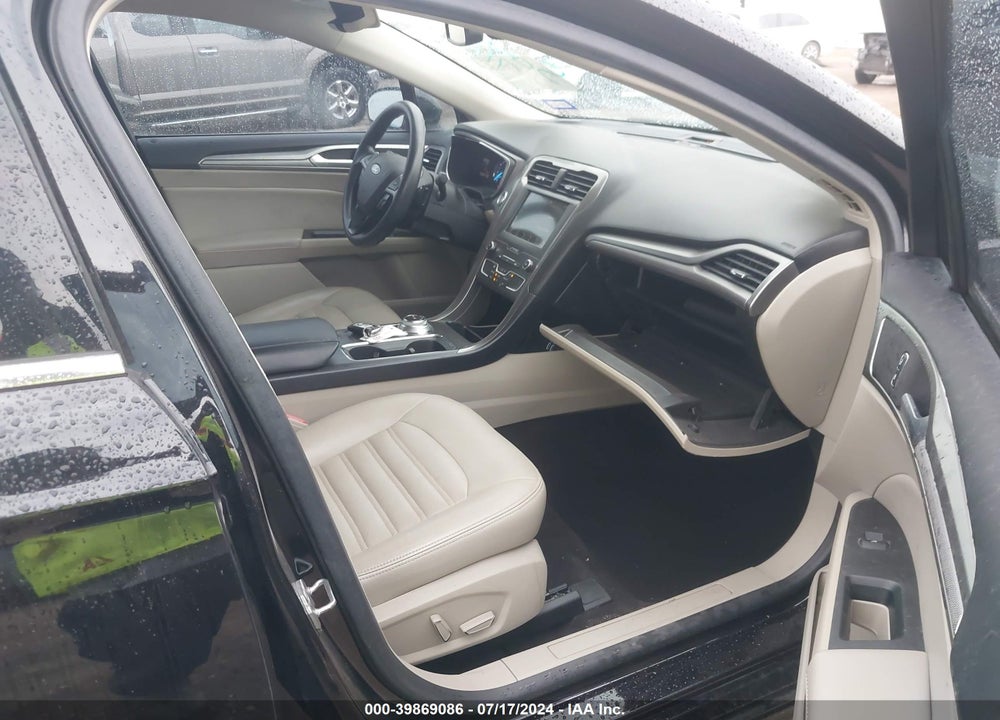 2019 FORD FUSION VIN: 3FA6P0HD9KR169908