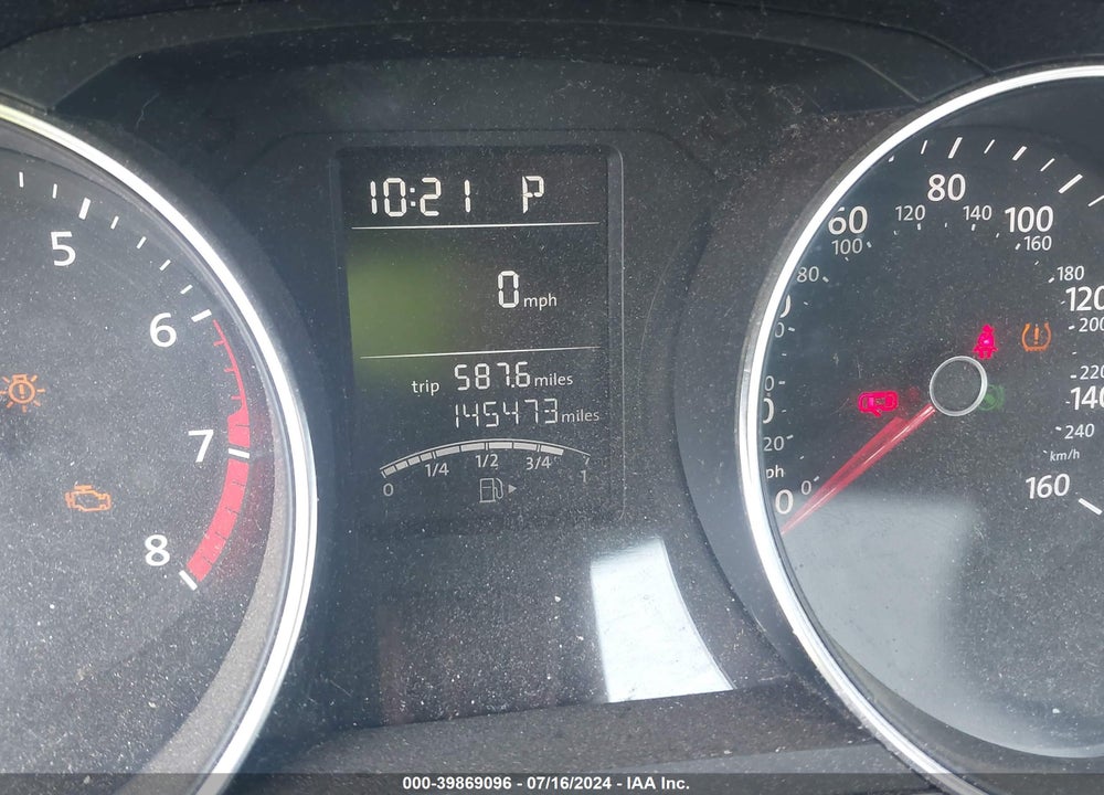 2017 VOLKSWAGEN JETTA 1.8T SPORT VIN: 3VWD17AJ6HM324090