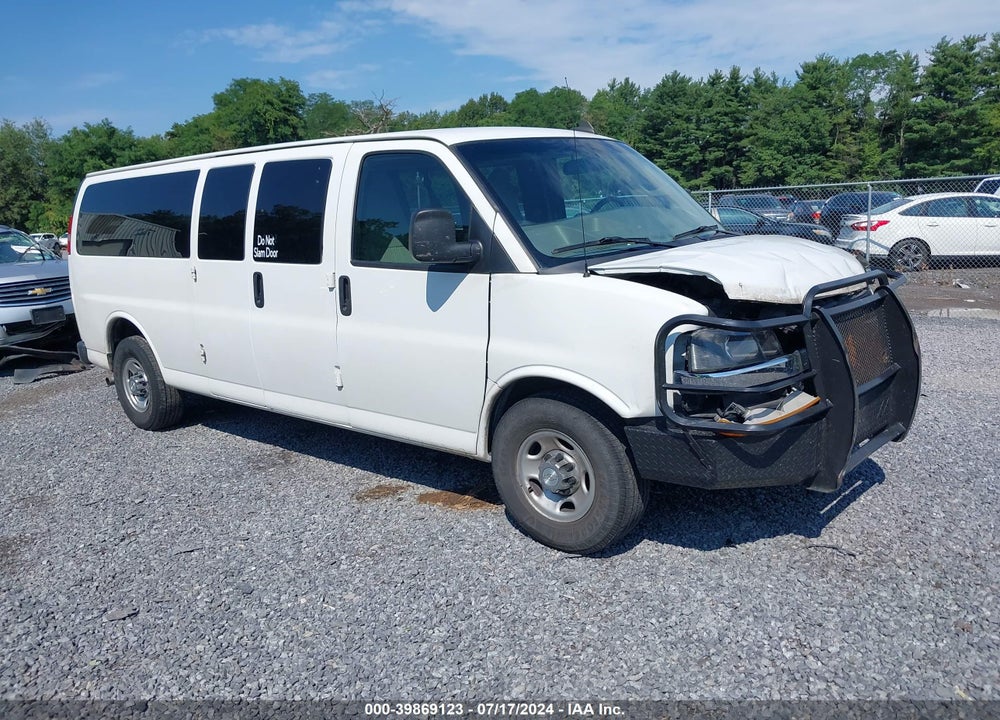 2018 CHEVROLET EXPRESS 3500 LT VIN: 1GAZGPFG2J1291282