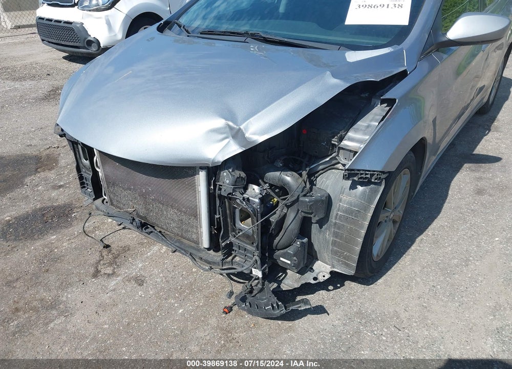2015 HYUNDAI ELANTRA SE VIN: KMHDH4AE8FU366829
