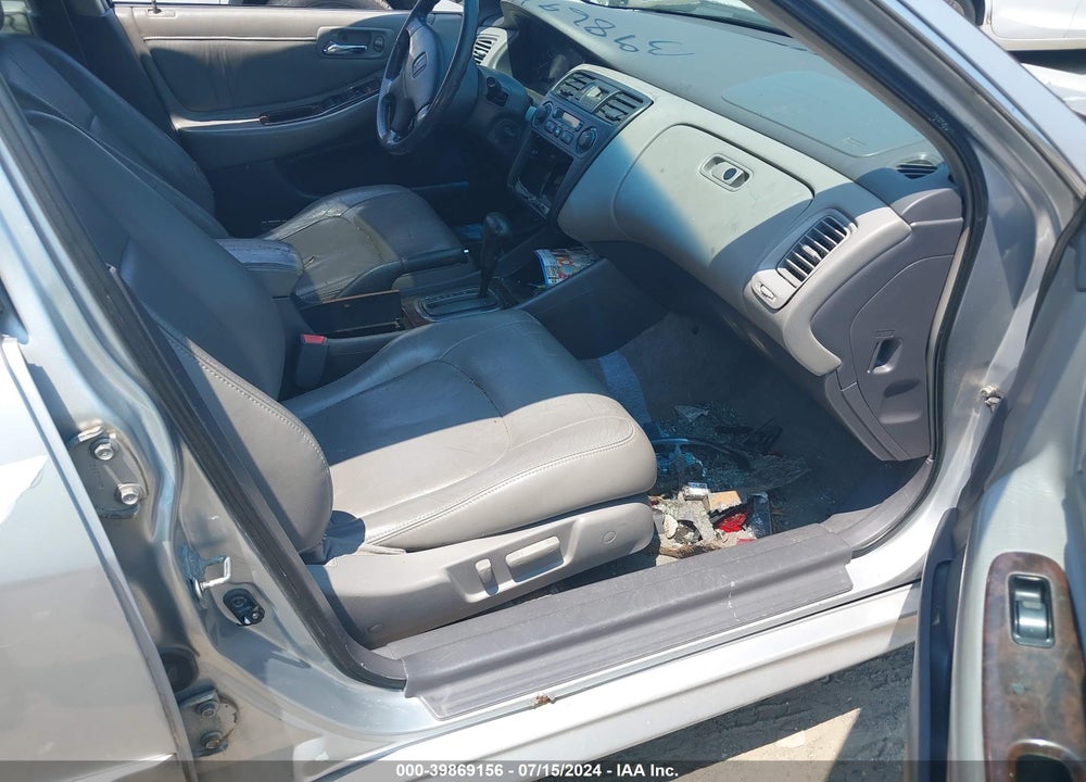 2001 HONDA ACCORD VIN: 1HGCG165X1A009058
