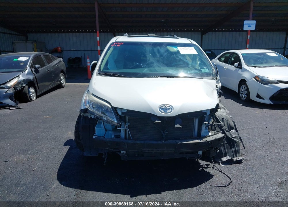 2015 TOYOTA SIENNA LIMITED 7 PASSENGER VIN: 5TDYK3DC5FS629598