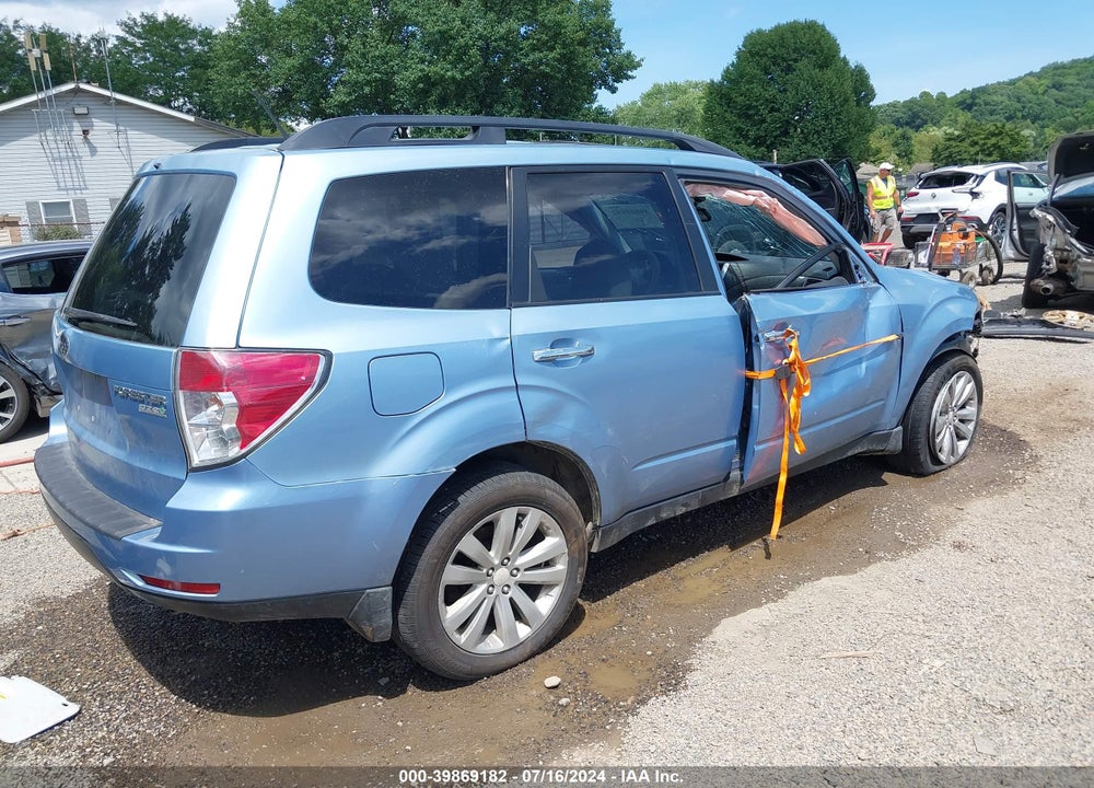 2011 SUBARU FORESTER 2.5X PREMIUM VIN: JF2SHADC3BH770419