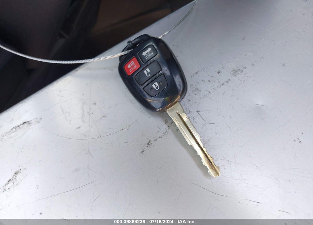 2016 TOYOTA COROLLA L VIN: 5YFBURHE5GP503640