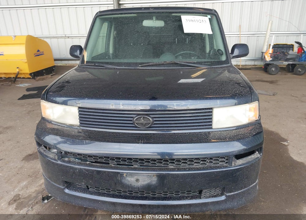 2005 SCION XB VIN: JTLKT324X50182688