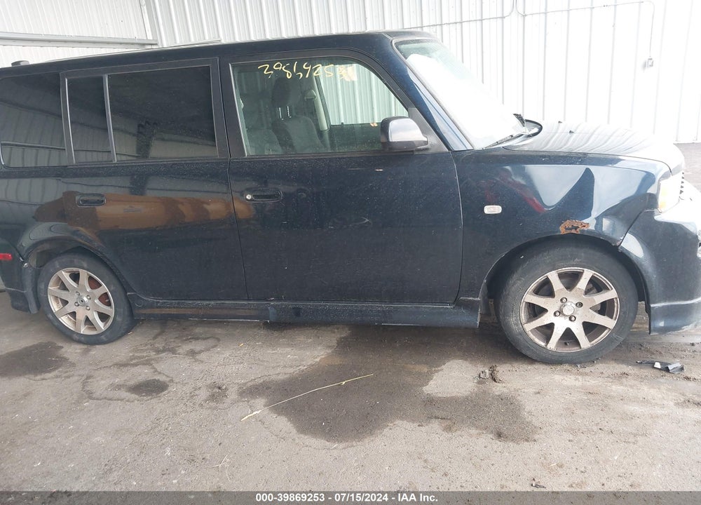 2005 SCION XB VIN: JTLKT324X50182688