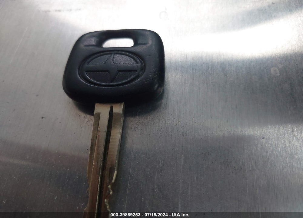 2005 SCION XB VIN: JTLKT324X50182688