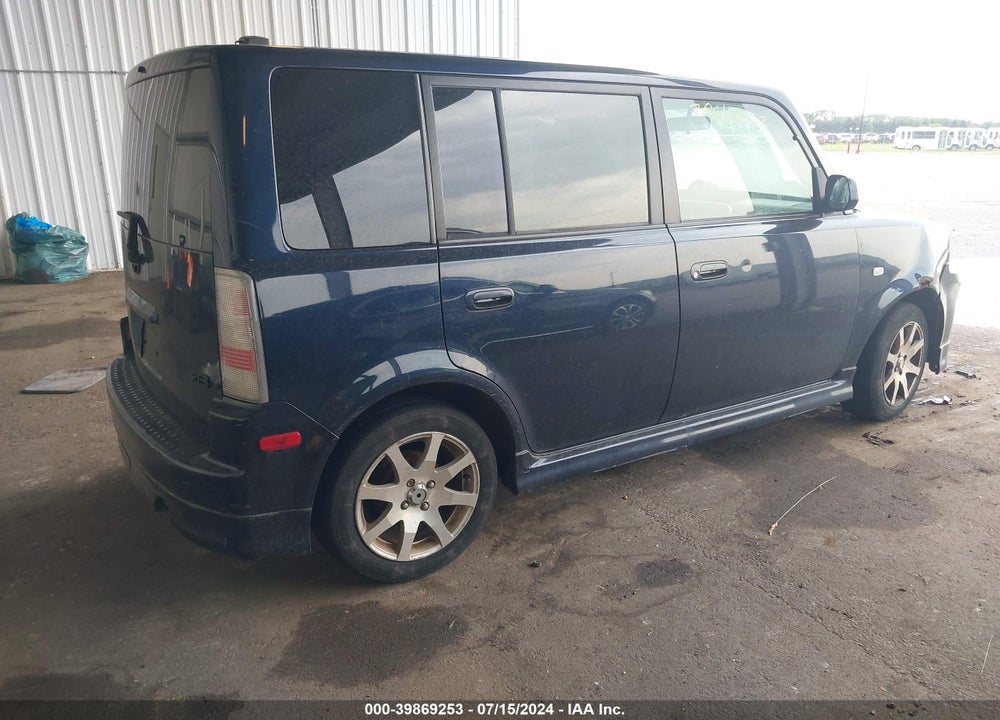 2005 SCION XB VIN: JTLKT324X50182688