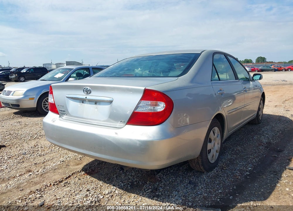 2004 TOYOTA CAMRY LE VIN: 4T1BE32K84U271196