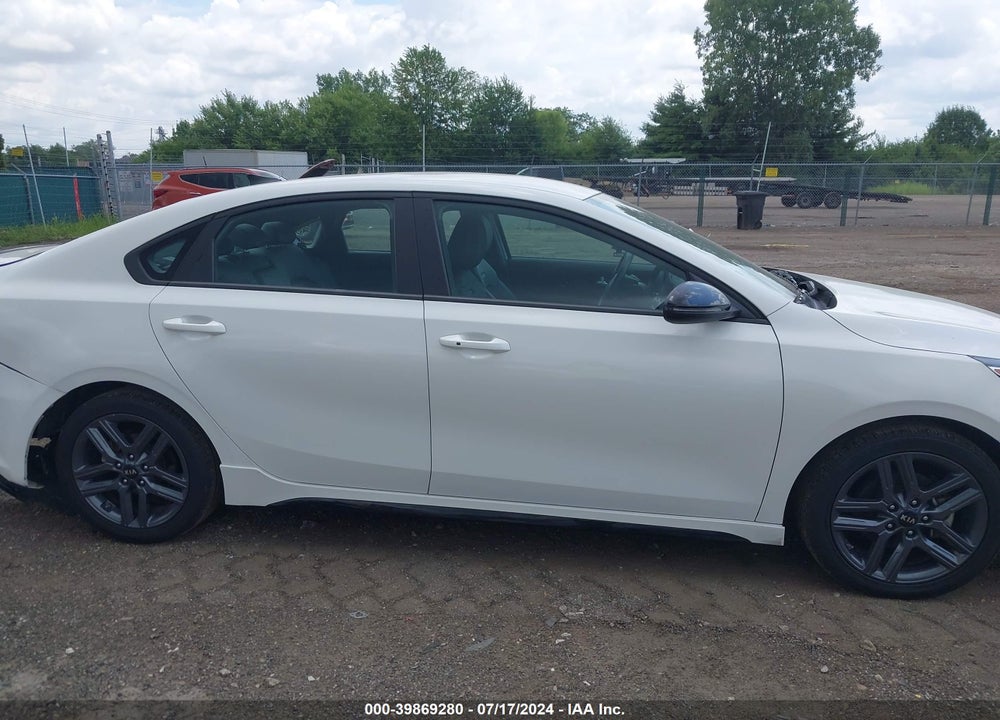 2021 KIA FORTE GT LINE VIN: 3KPF34AD8ME413520