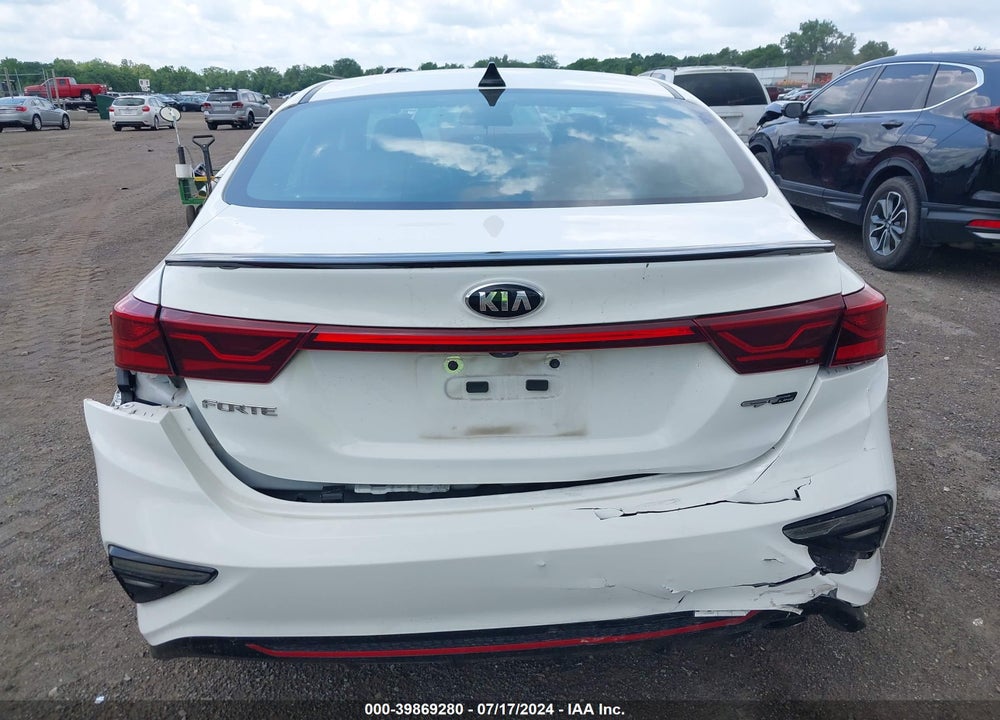 2021 KIA FORTE GT LINE VIN: 3KPF34AD8ME413520