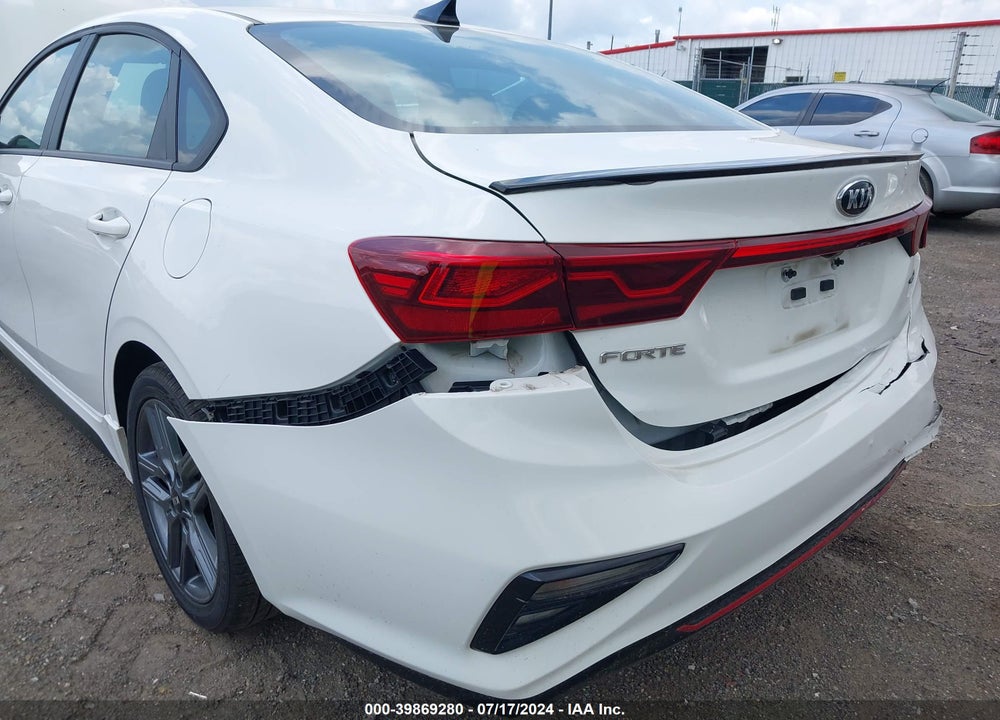 2021 KIA FORTE GT LINE VIN: 3KPF34AD8ME413520