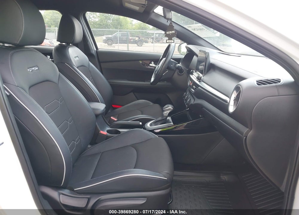 2021 KIA FORTE GT LINE VIN: 3KPF34AD8ME413520
