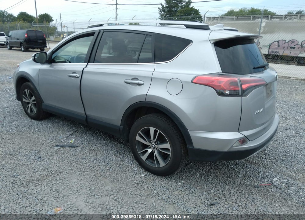 2017 TOYOTA RAV4 XLE VIN: 2T3WFREV3HW360923